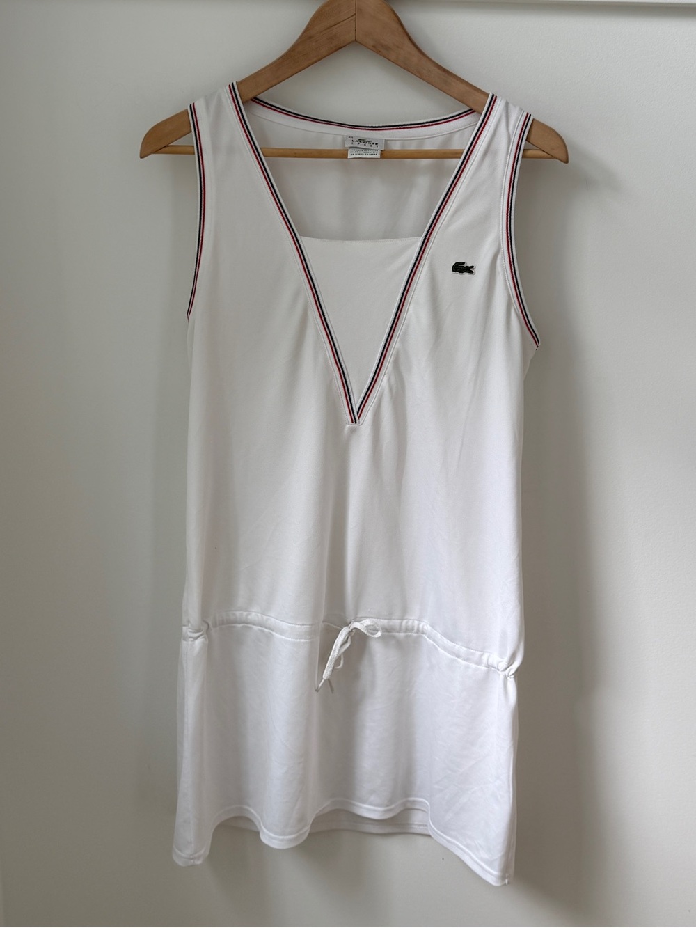 LACOSTE Sport White V-Neck Tennis Dress with Contrast Trim